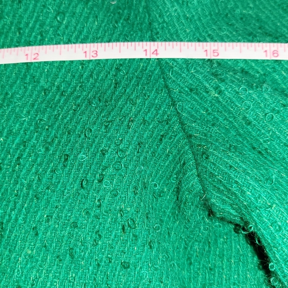 VINTAGE PETIT Handmade Emerald ILGWU 1980s Kelly Green Mohair Suit, Small/Petite - Picture 8 of 16